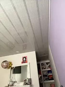hannahb-e from StripChat