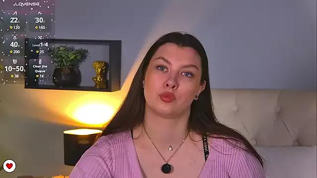 HannaJohnson from StripChat
