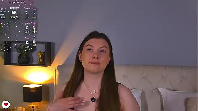 HannaJohnson from StripChat