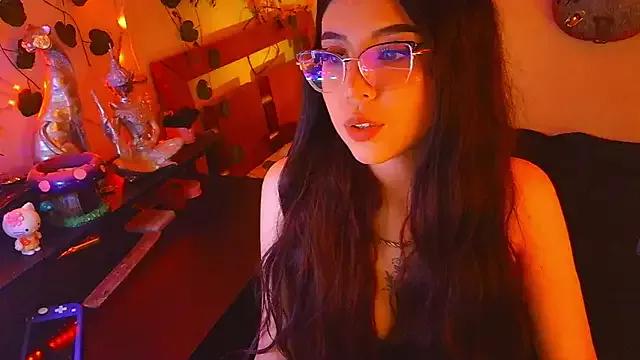 Kittyuwu_ from StripChat