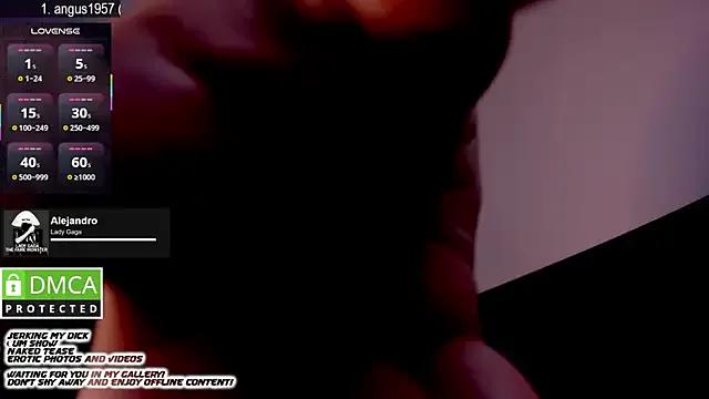Lee_Loo from StripChat