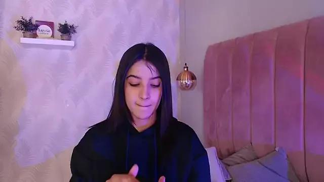 LeenaBrown from StripChat