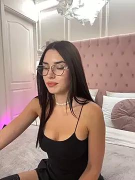 LibbyBel from StripChat