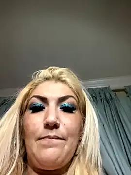 LittleMissEeve from StripChat