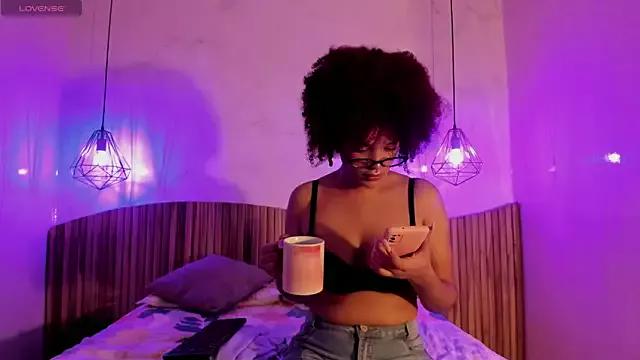 loladupont from StripChat