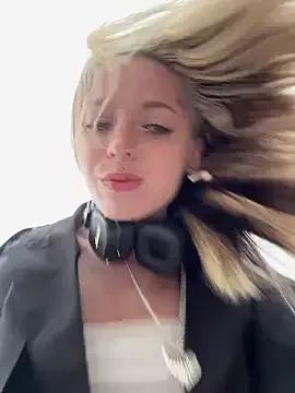 LoraaDoll from StripChat is Freechat
