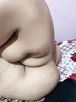 Mama_Queen_ from StripChat