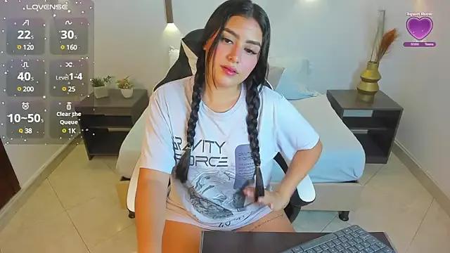 menny_kiss from StripChat
