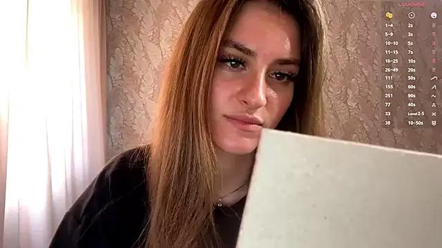 miainheat from StripChat