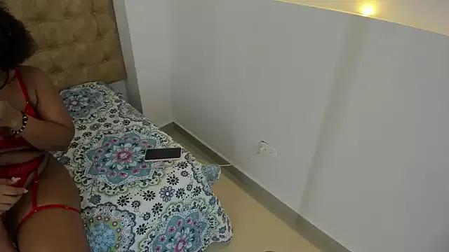 MiiaSmith__ from StripChat