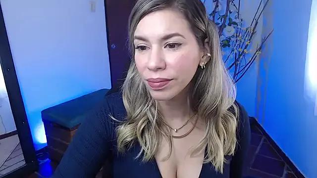 ms_sofia_x from StripChat