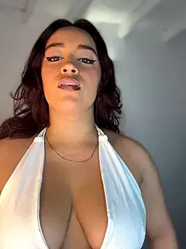 NaughtyNinnaXXX from StripChat