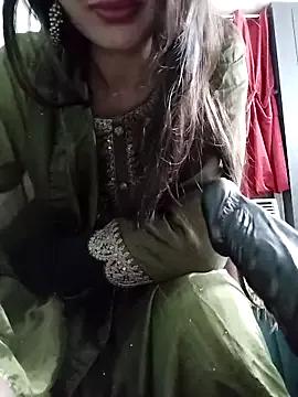 Noor_Darliing from StripChat