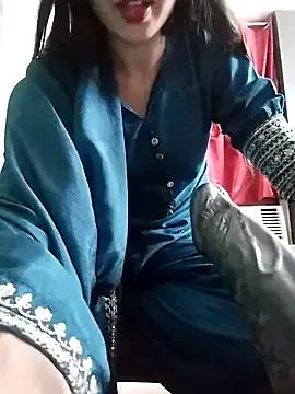 Noor_Darliing from StripChat