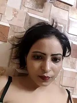 QUEEN-ADITI from StripChat