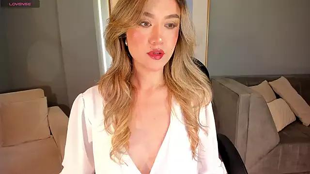 RebeccaHudson from StripChat