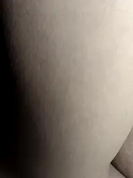 Riyaa_Stream_25 from StripChat