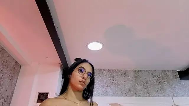 Saara_evans_ from StripChat