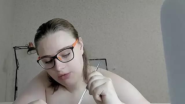 Seductive_She_Wolf from StripChat is Freechat