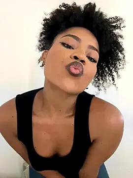 ShadayCarmell from StripChat