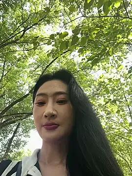 So-linger from StripChat