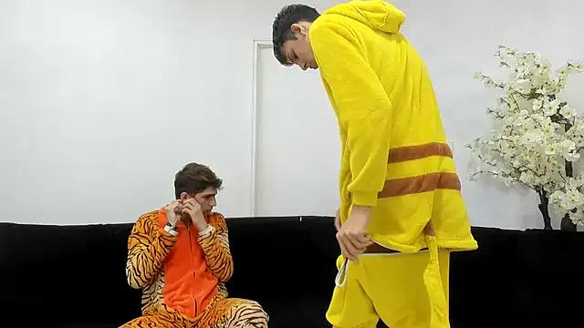 StrawwBoys from StripChat