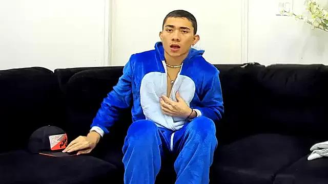 StrawwBoys from StripChat