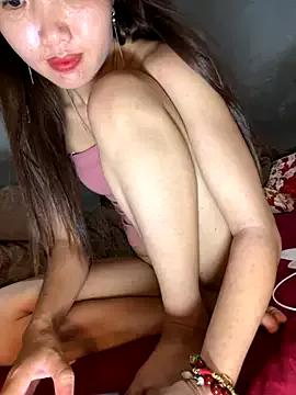 Sunny_lotus from StripChat