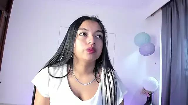 sweet_cinamon from StripChat
