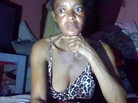 sweets_80 from StripChat