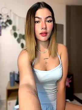 Your_Honeey from StripChat