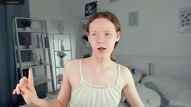 ZaraBluitt from StripChat is Freechat