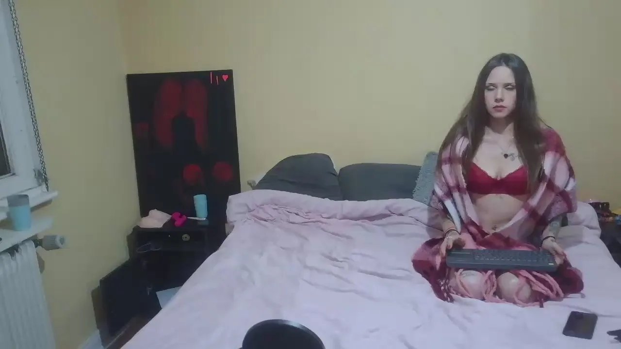 Offline CindyetLud on Cam4