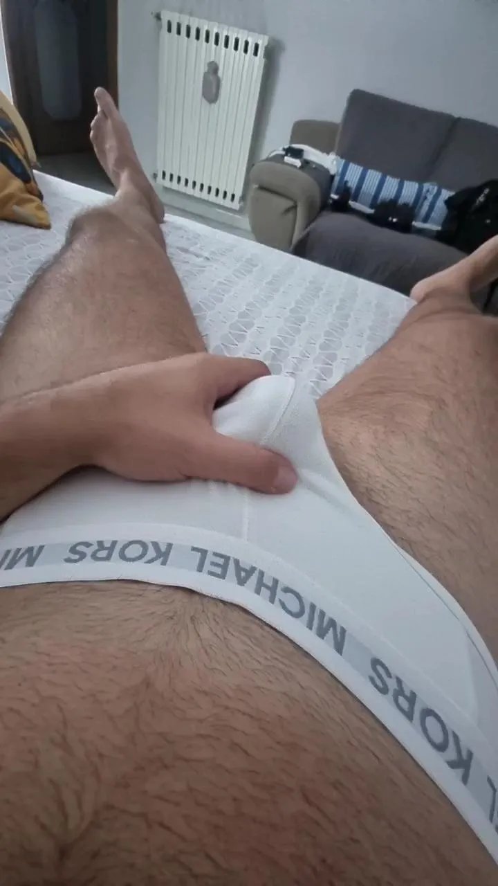 Offline giovan2020 on Cam4