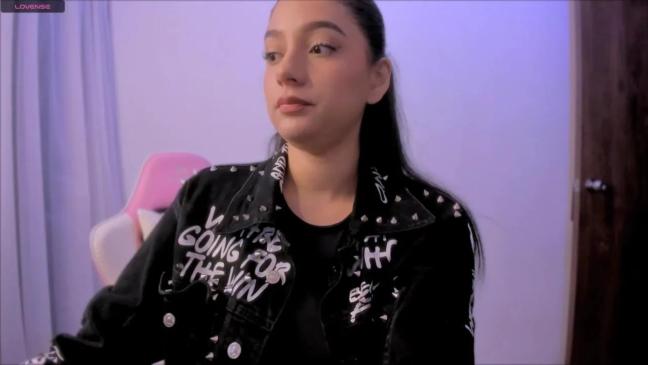 Offline Kittyfeet1 on Cam4