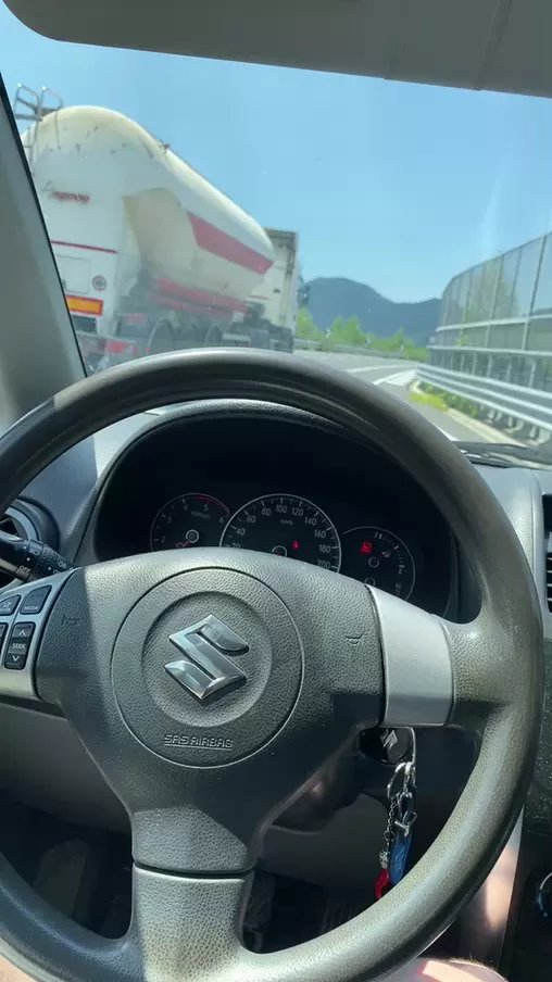 Offline lucapublic on Cam4