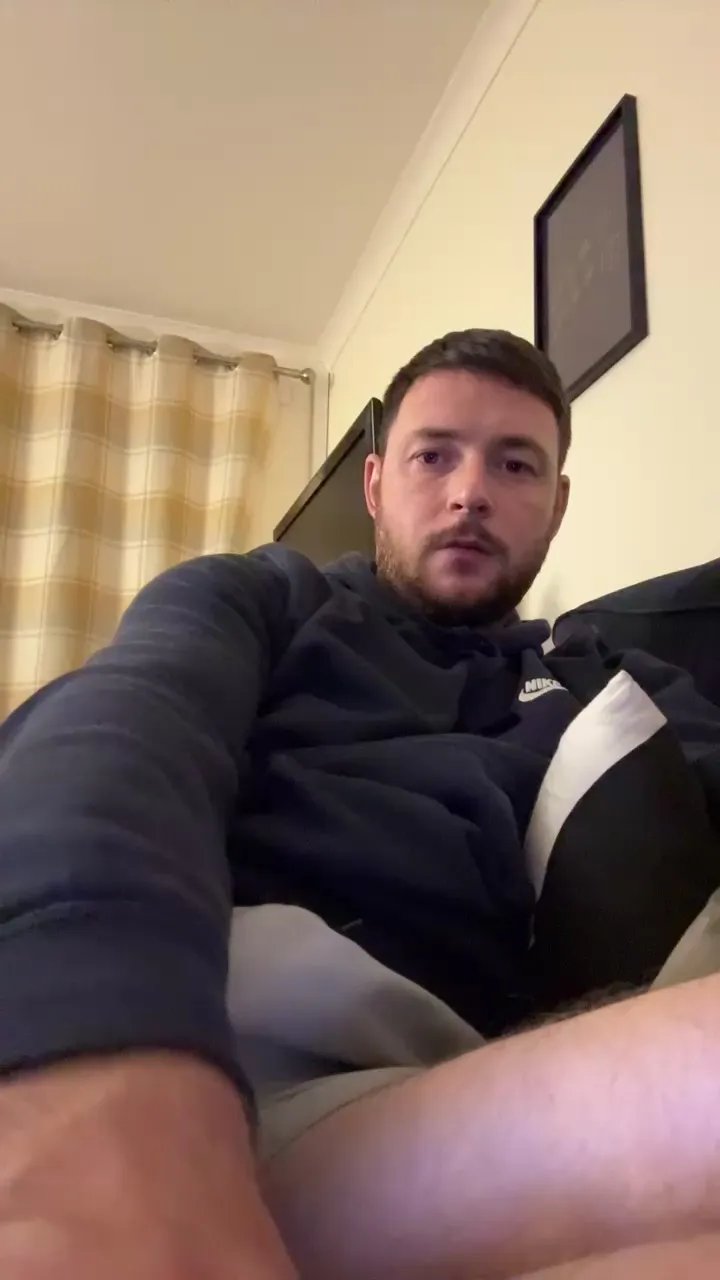 Offline Nicehardon3 on Cam4