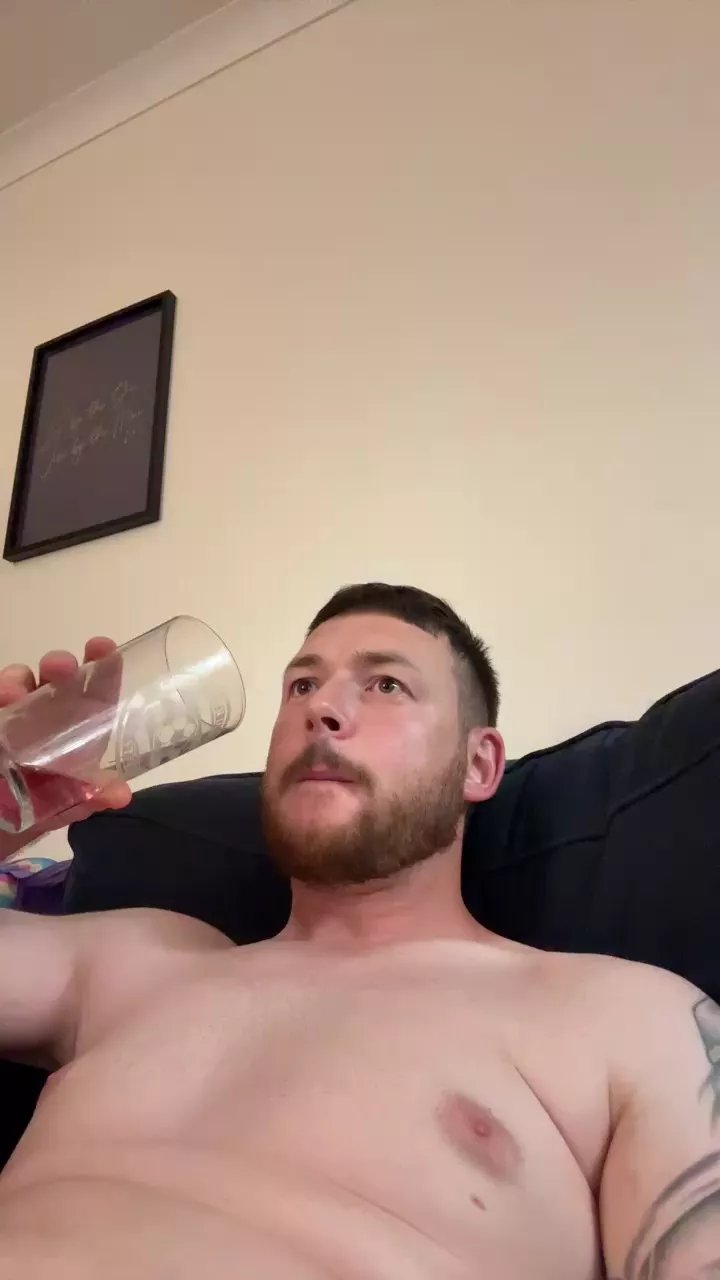 Offline Nicehardon3 on Cam4