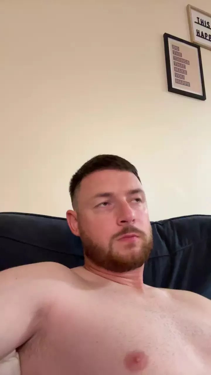 Offline Nicehardon3 on Cam4