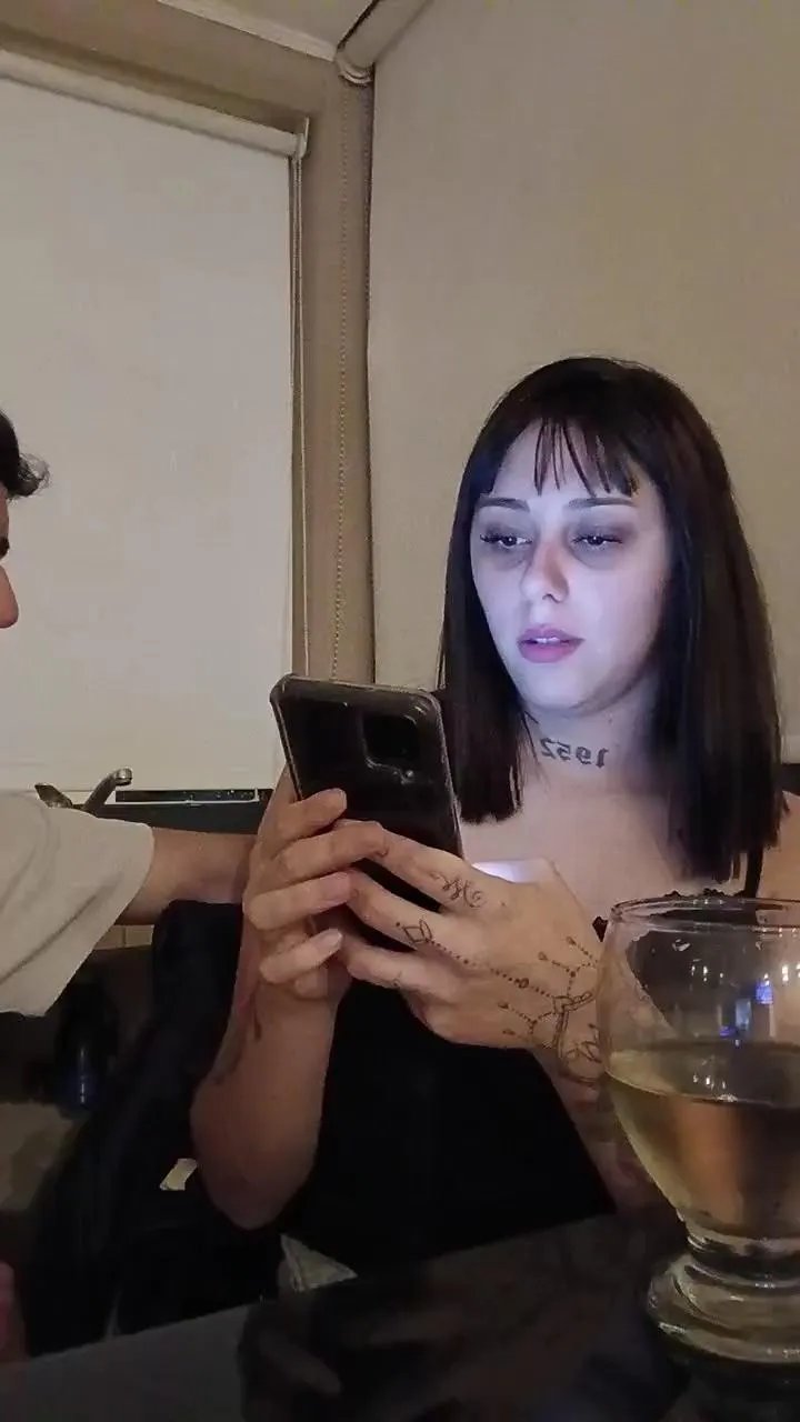 Offline Siltorres33 on Cam4