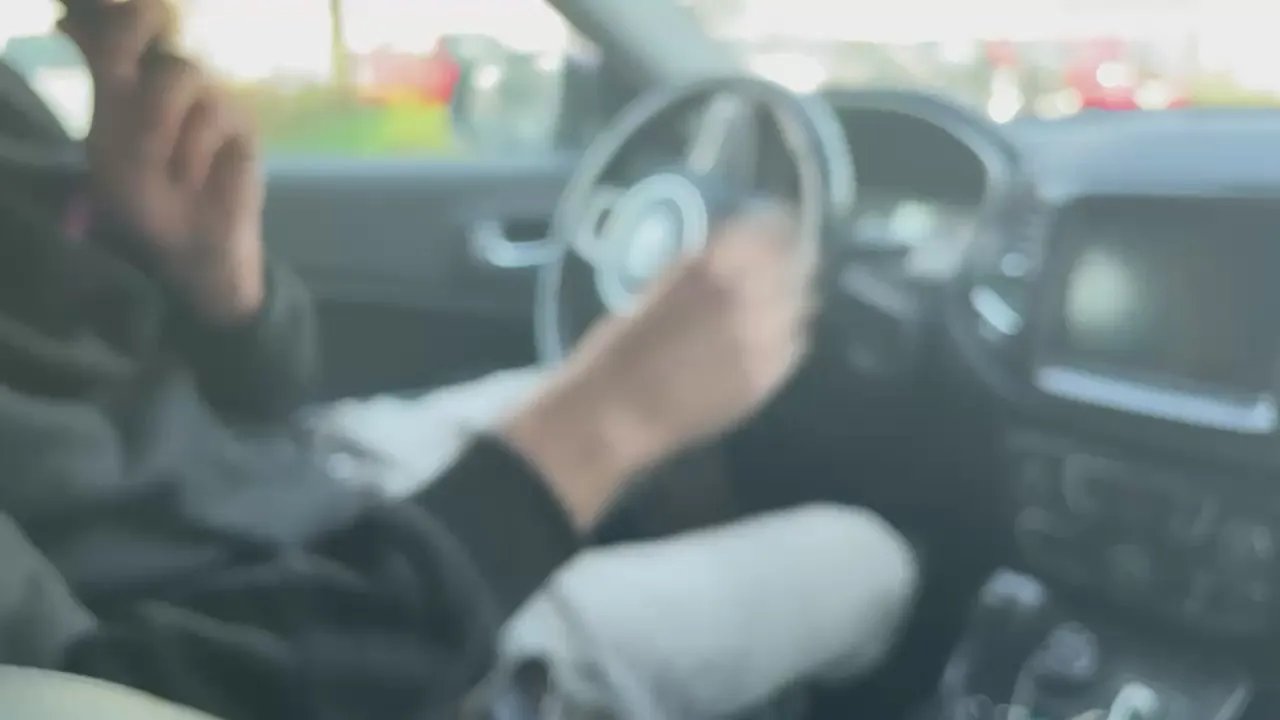 Offline Taxirider on Cam4