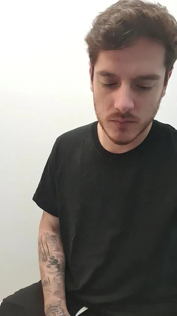 Offline WetDream20 on Cam4