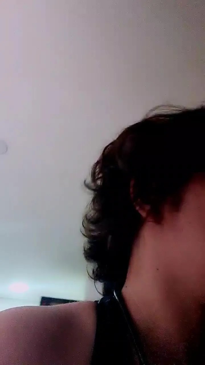 Yve_Zveel —  #masturbation #squirt #smoke