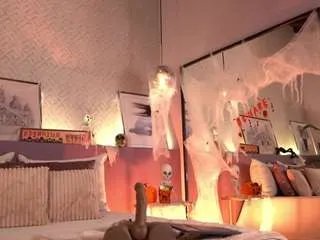 Offline ellediane on CamSoda