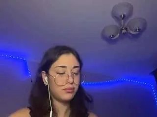 Offline rozellabutrick on CamSoda