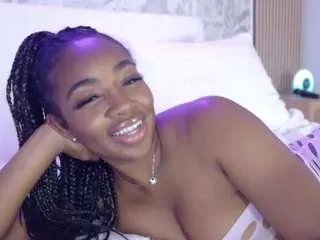 Away siennacole on CamSoda