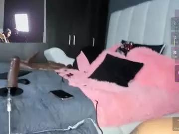 Freechat _merida_blue on Chaturbate