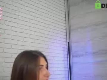 Freechat _wild_berry on Chaturbate