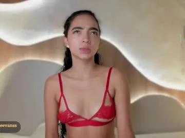 Freechat adelineevanss on Chaturbate