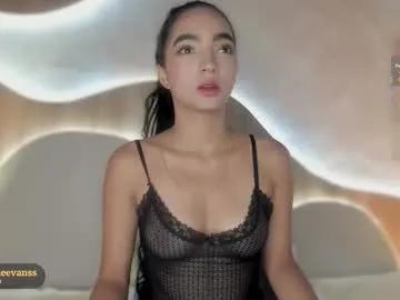 Freechat adelineevanss on Chaturbate